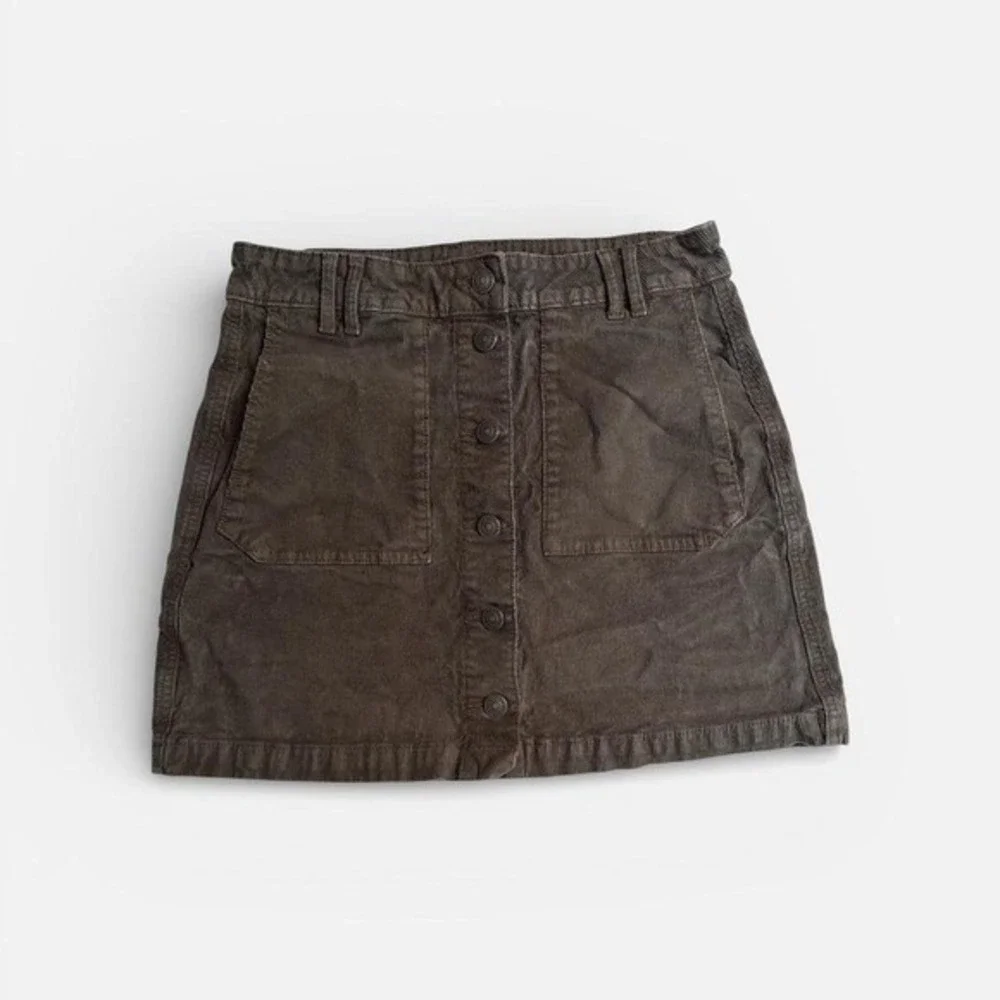 American Eagle Olive Green Corduroy Button Front Mini Skirt Super Stretch Size 6